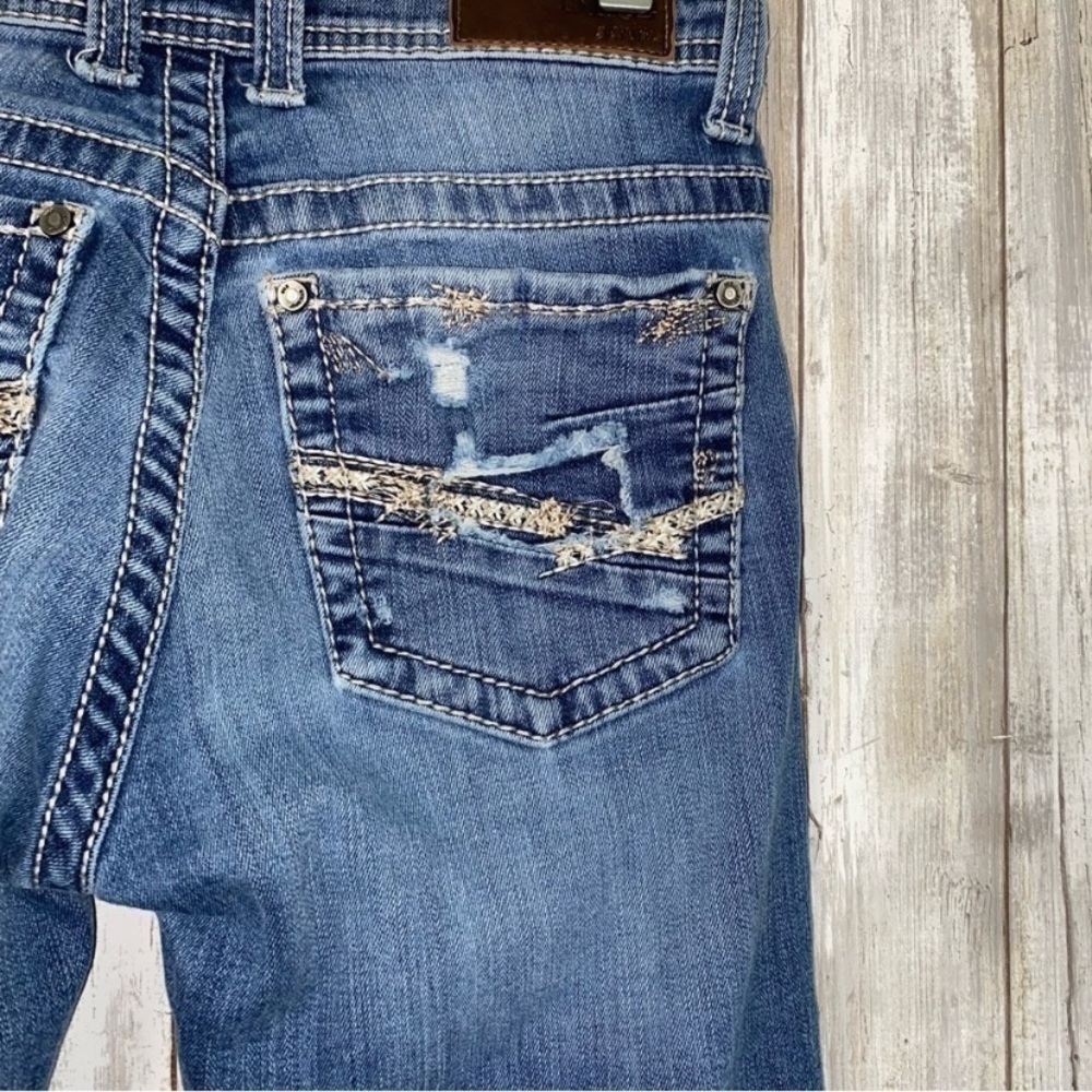 BKE Culture Distressed Pockets Bootcut Jeans - Picture 6 of 8
